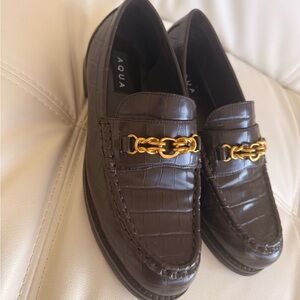 Aqua Women's Brown Moccasins